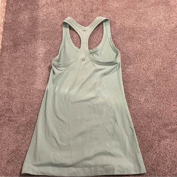 lululemon light teal tank top size 4! - Picture 3 of 5
